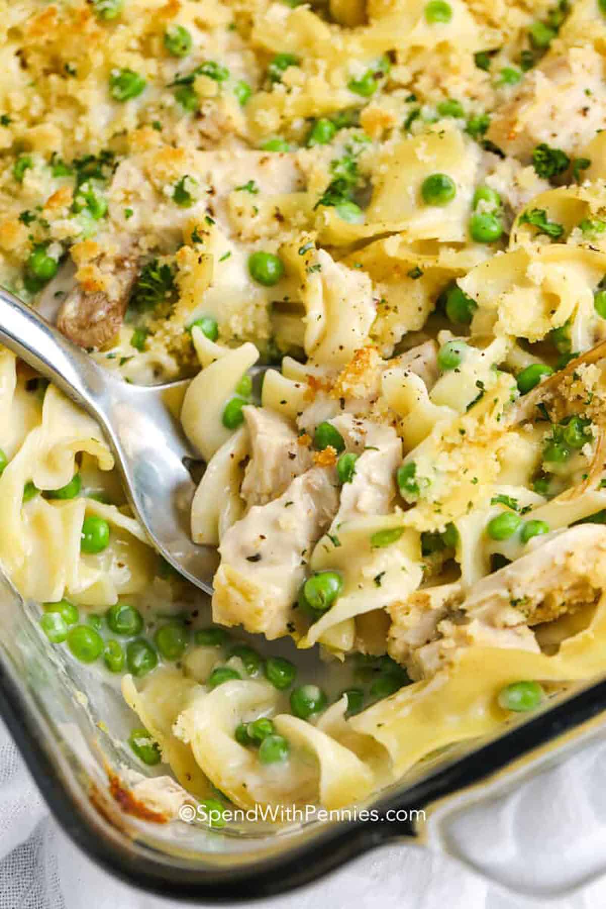 Easy Weeknight Chicken Noodle Casserole Recipe